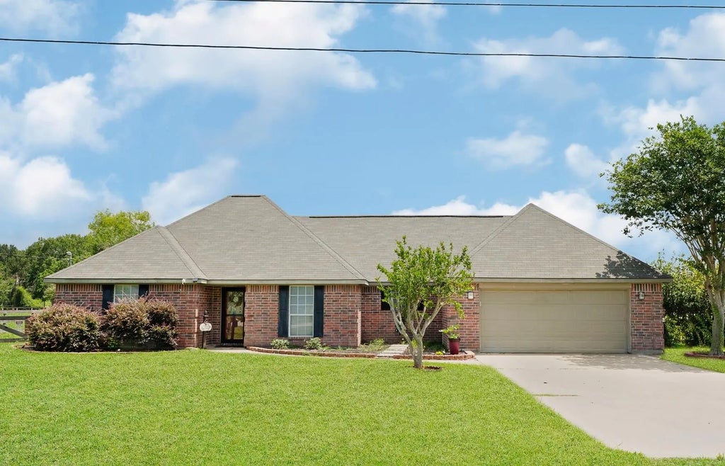 21219 Horse Shoe Drive, Manvel
