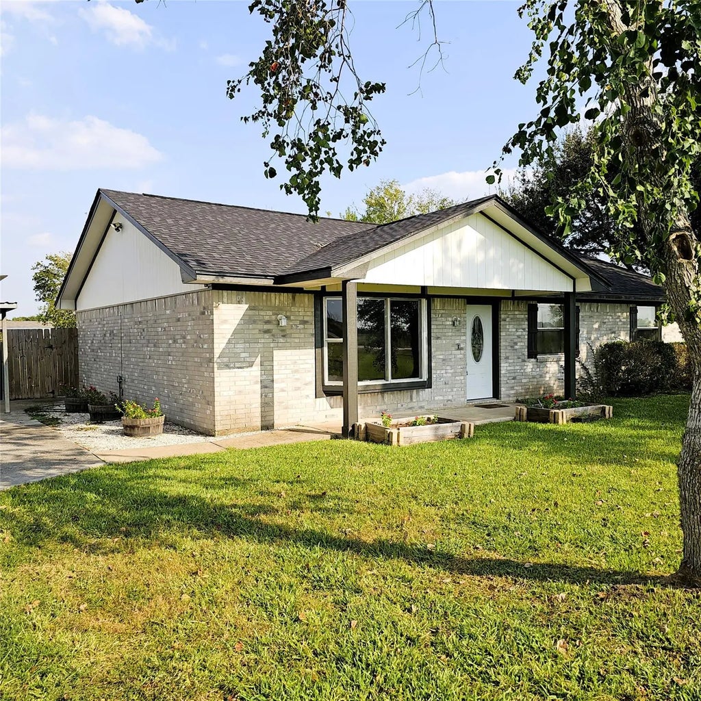 13103 County Road 65, Rosharon