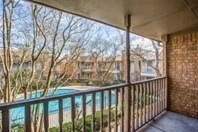 10615 Briar Forest Drive 406, Houston