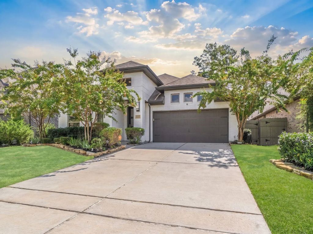 17167 Crimson Crest Drive, Conroe