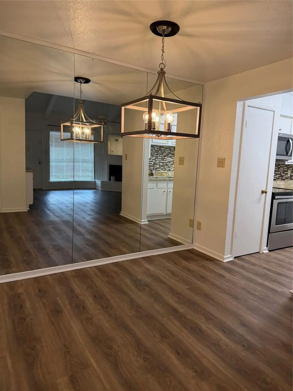 1100 Augusta Drive 46, Houston