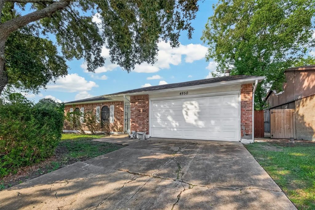 4850 Raven Ridge Drive, Houston