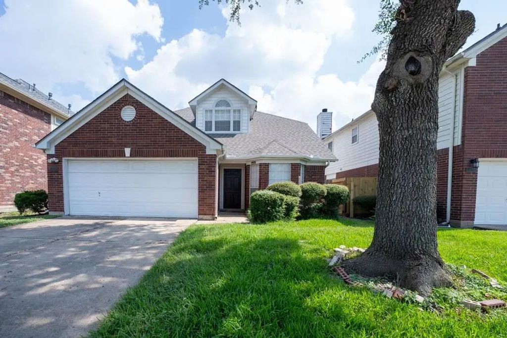 8826 Fondren Village Drive, Houston