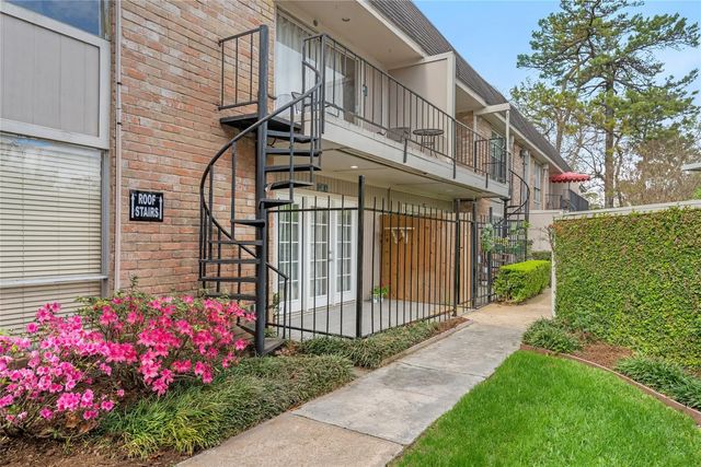2238 S Piney Point Road 102, Houston