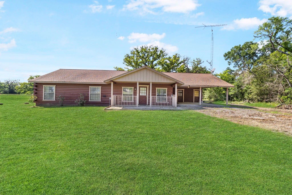 5344 Highway 90, Madisonville