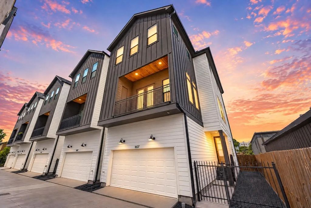 1607 W 25th Street, Houston