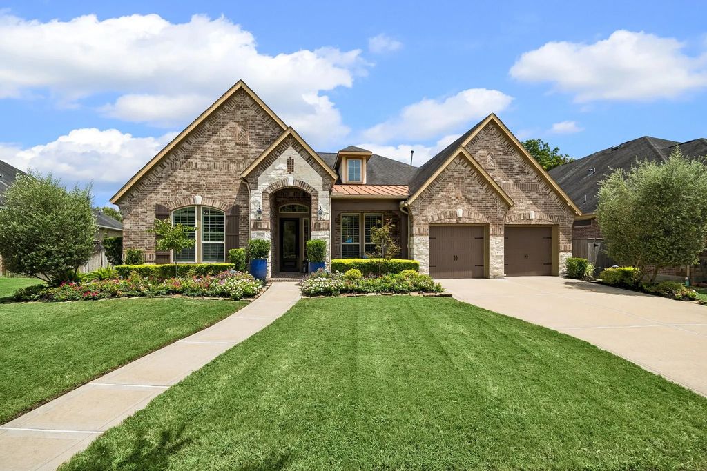 6407 Dexter Bluff Court, Sugar Land