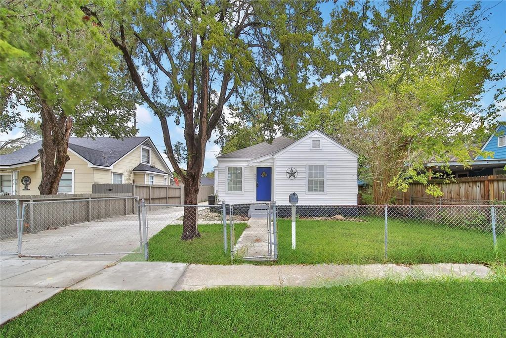 7707 Arberry Street, Houston