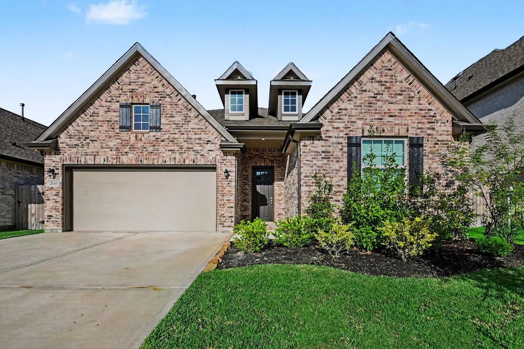 2610 Bisbee Road, League City