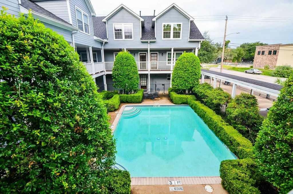 1621 Heights Boulevard 14, Houston