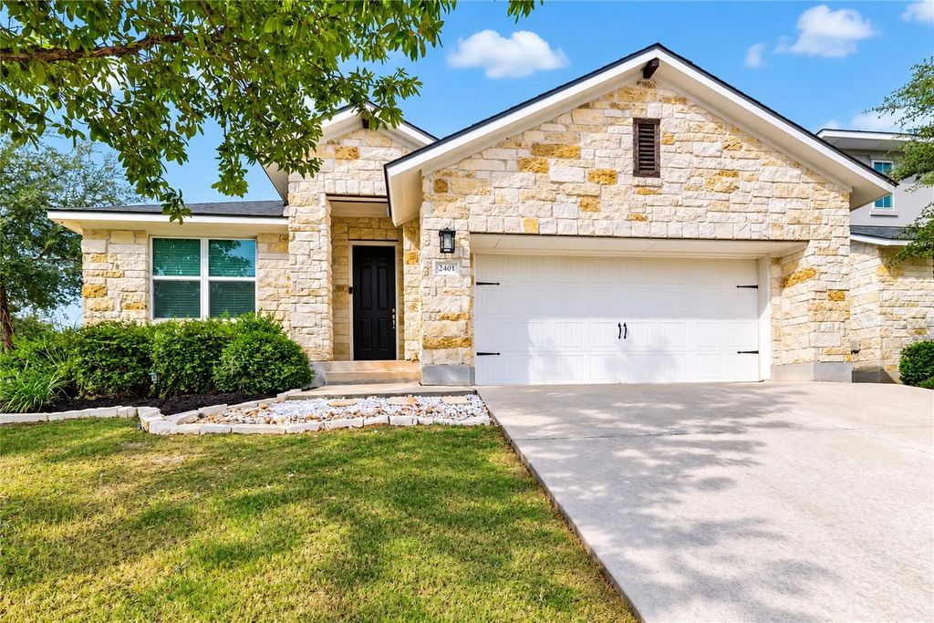 2401 Brook Crest Way, Leander