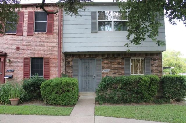 7919 Grove Ridge Drive, Houston