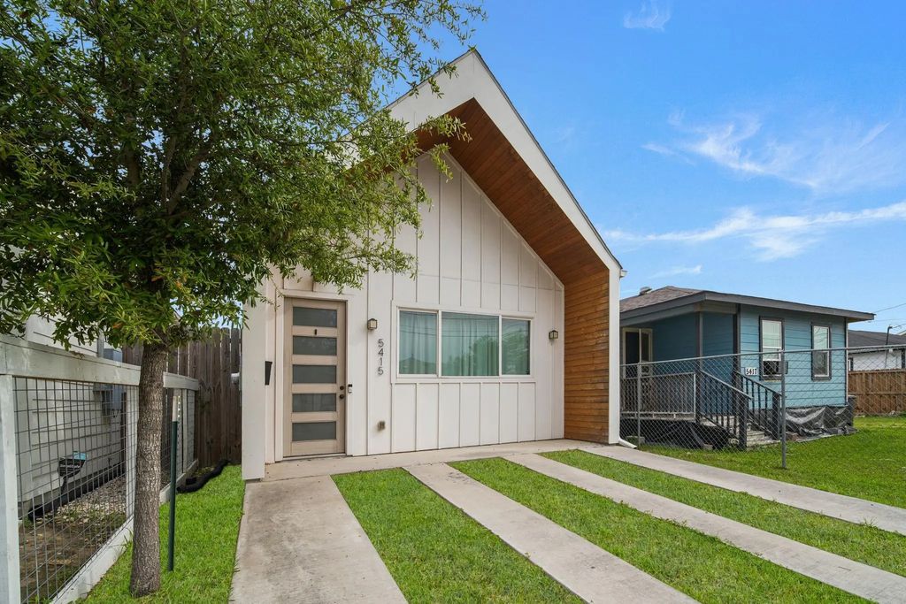 5415 Margarita Street, Houston