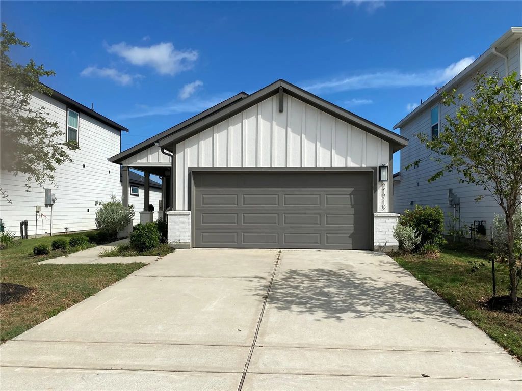 21710 Heather Elm Drive, Cypress