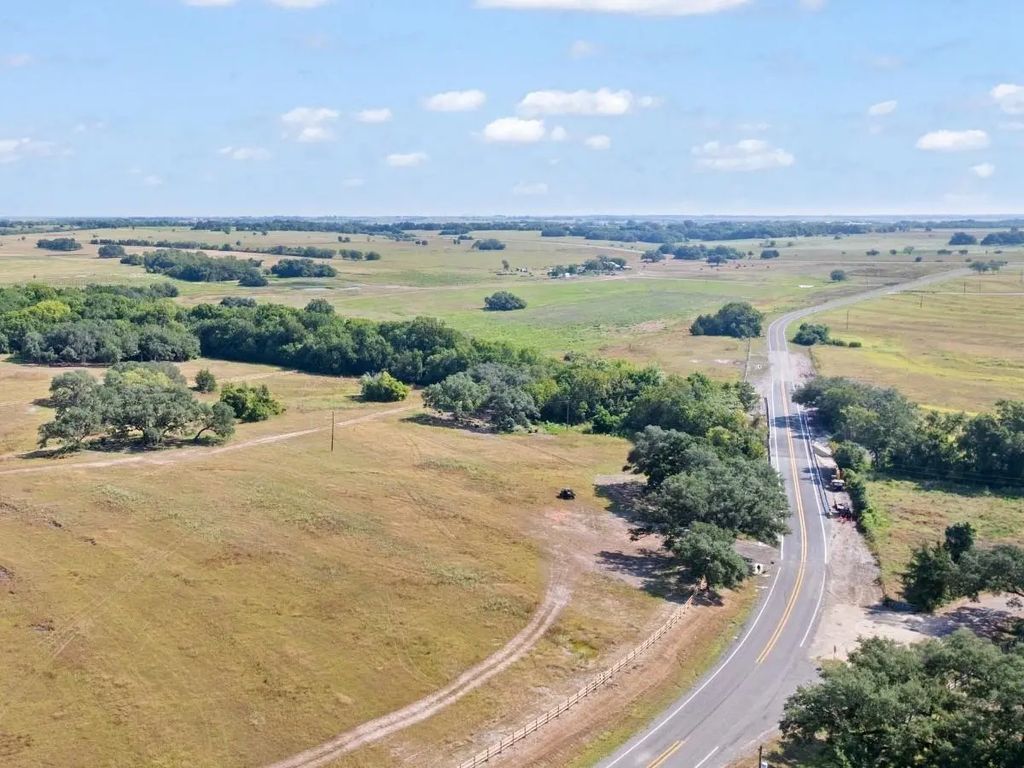 2769 Fm 956, Schulenburg