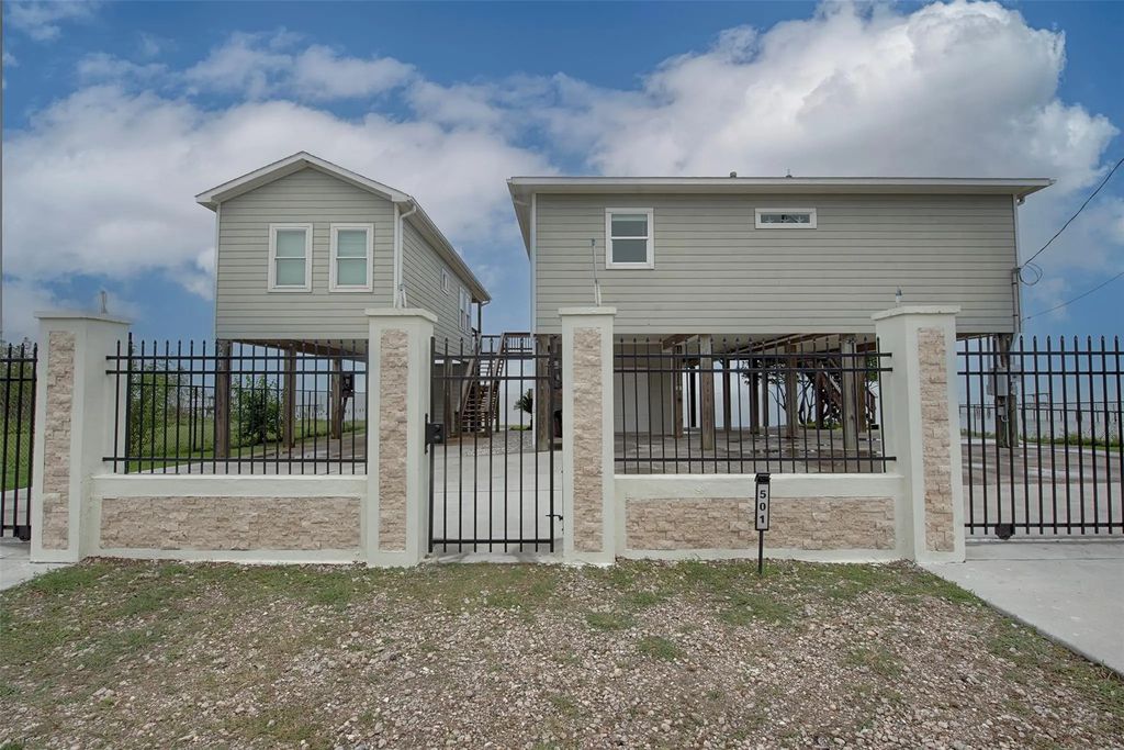 501 2nd Street, San Leon