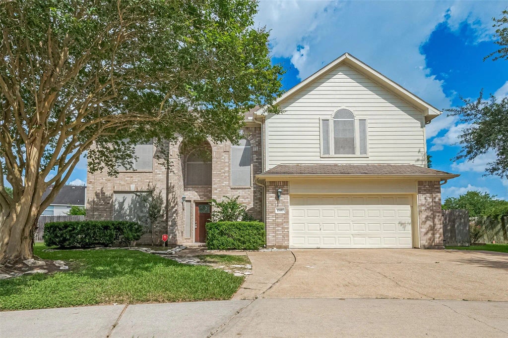 15603 Mustang Island Drive, Sugar Land