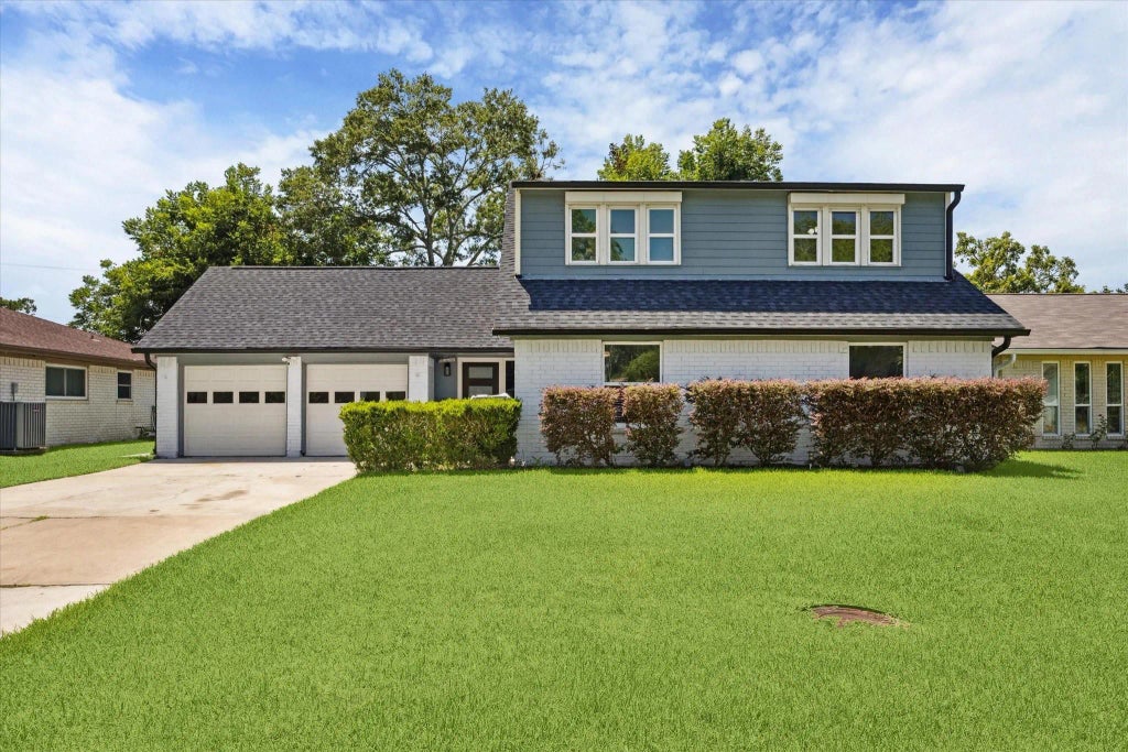 813 W Galveston Street, League City