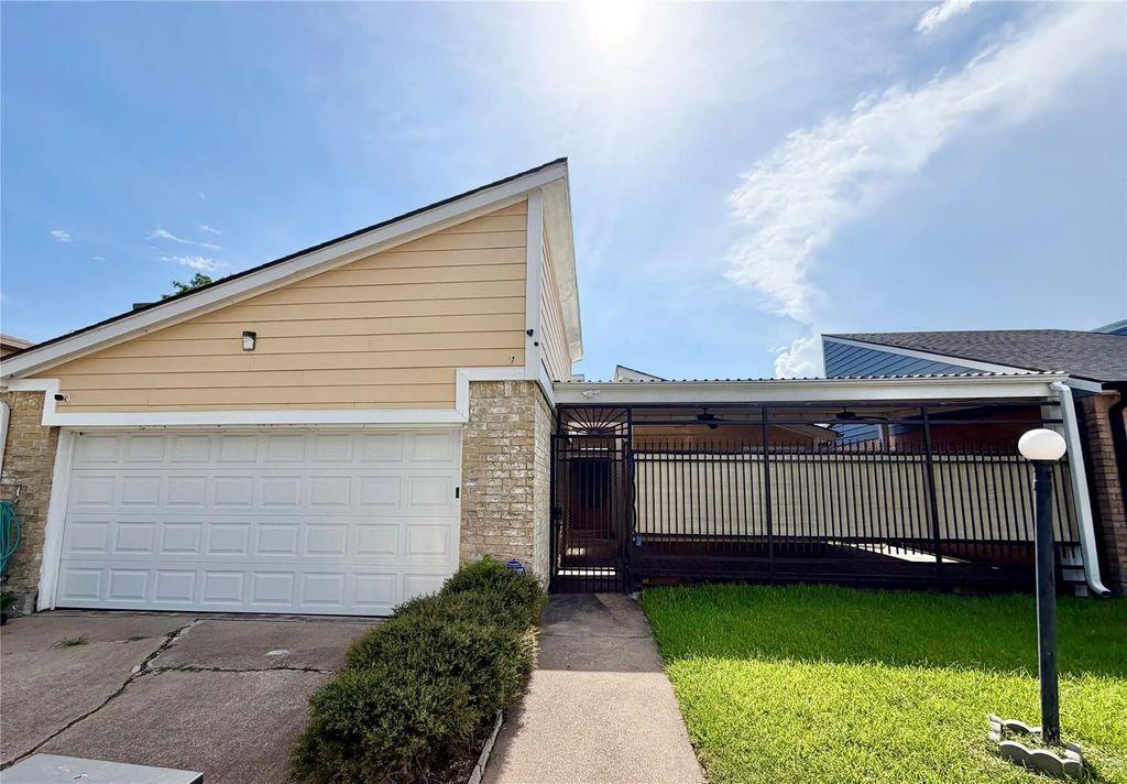 6430 Grandvale Drive, Houston