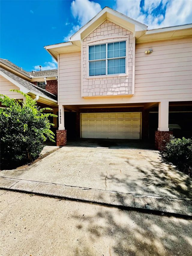 12422 Sunlit Wood Way, Houston