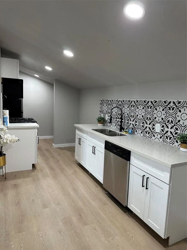 3415 Cochran St, Houston