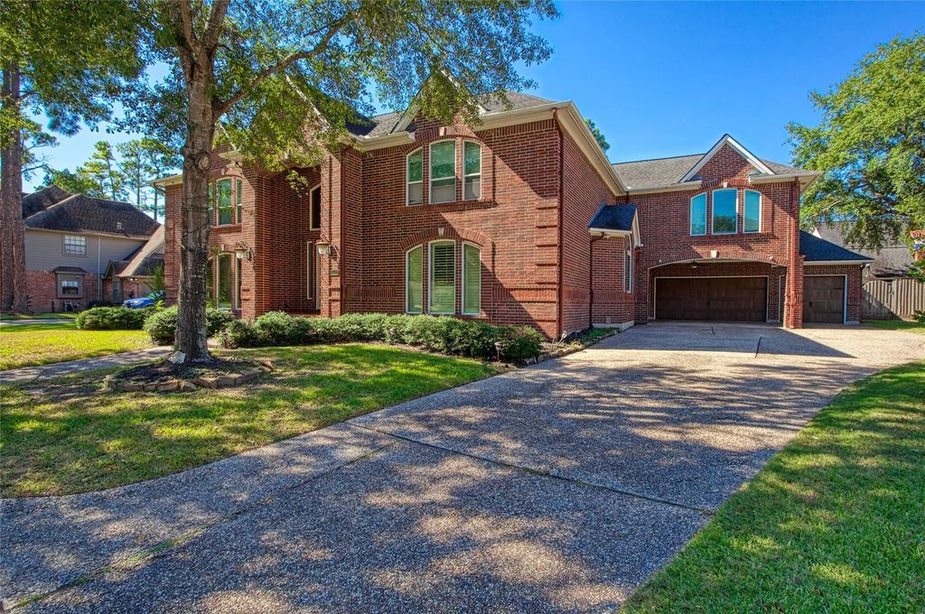 14907 Pine Point Court, Houston