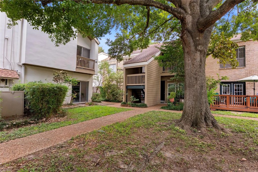 2100 Tanglewilde Street 614, Houston