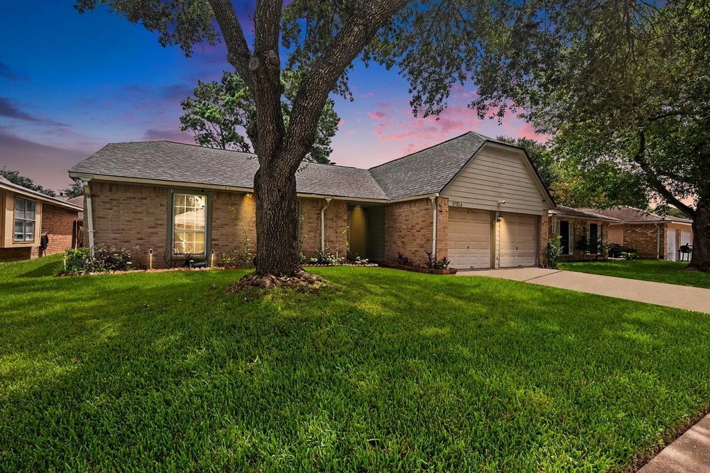 19814 Redroot Drive, Houston
