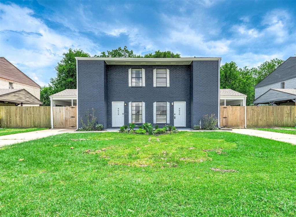 4620 W Orange Street, Pearland