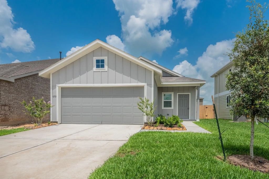 5715 Pampus Prairie Road, Katy