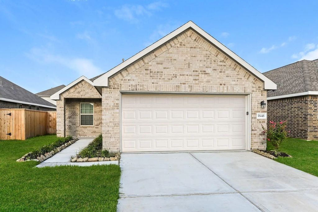 18446 Summit Ranch Drive, Hockley