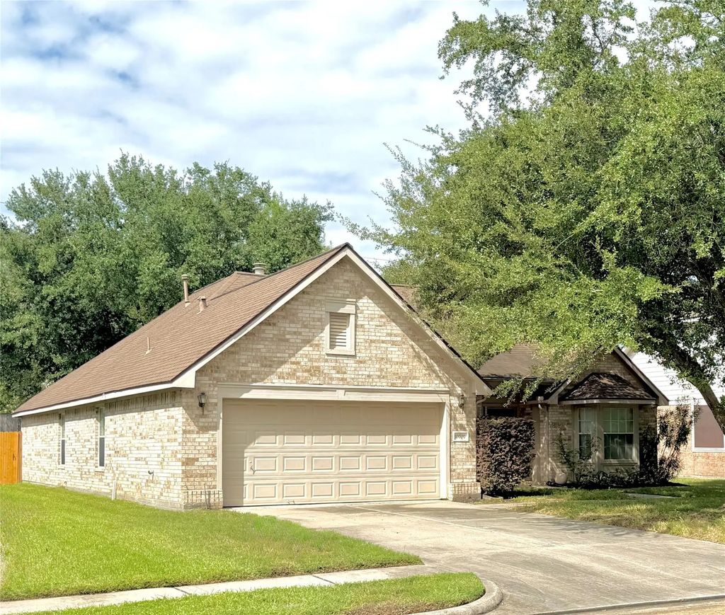 10707 Overton Circle, Houston