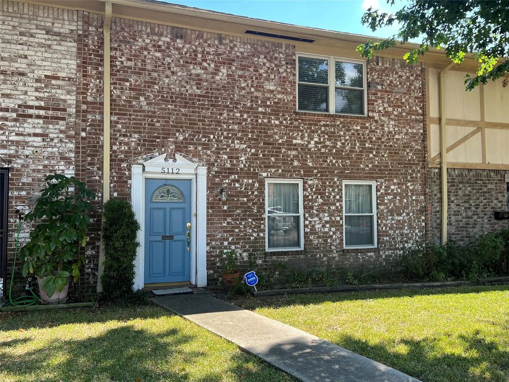 5112 Silver Creek Drive, Houston