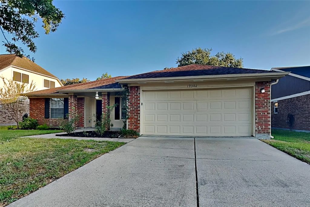 19302 Winding Branch Drive, Katy