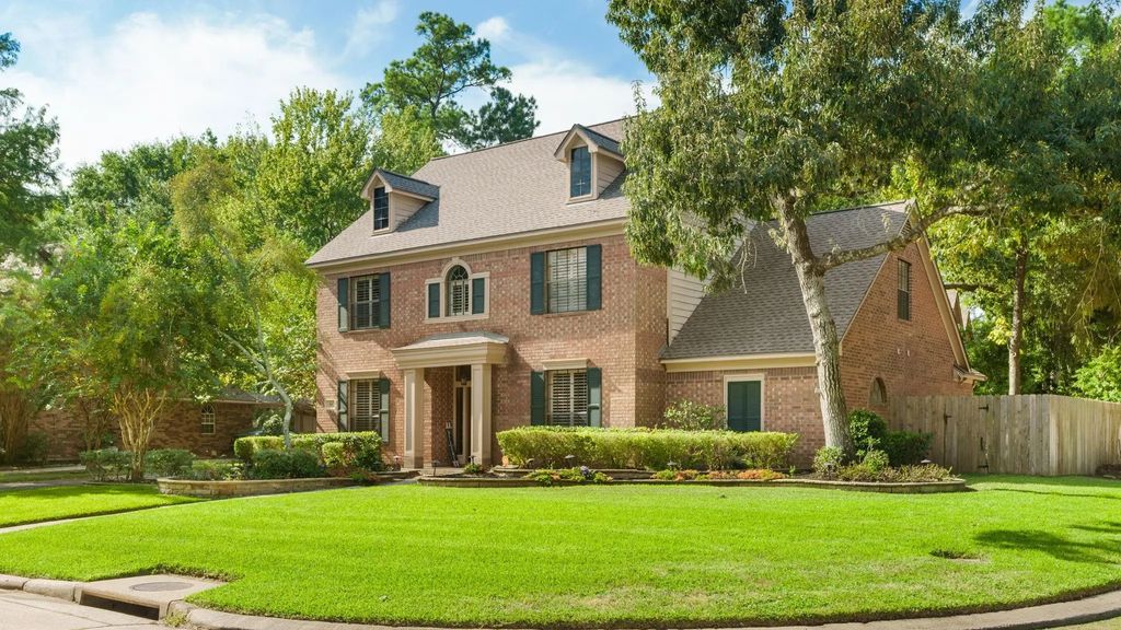 34 Smokestone Drive, The Woodlands