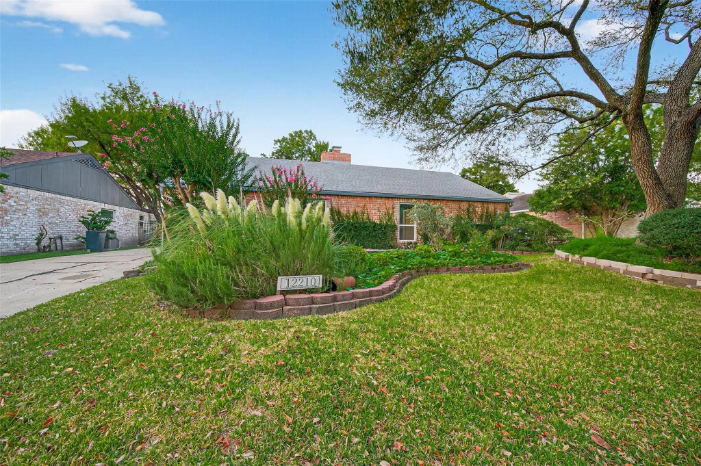 12210 Waldemar Drive, Houston
