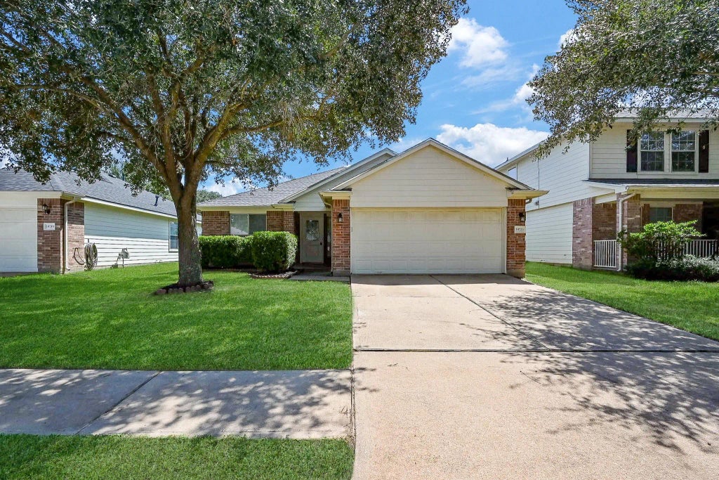 19723 Hon Court, Katy