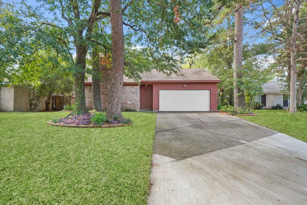 25523 Pepper Ridge Lane, Spring