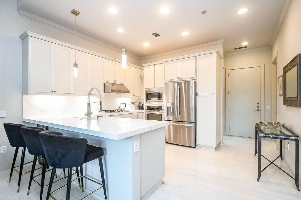 5005 Hidalgo Street 209, Houston