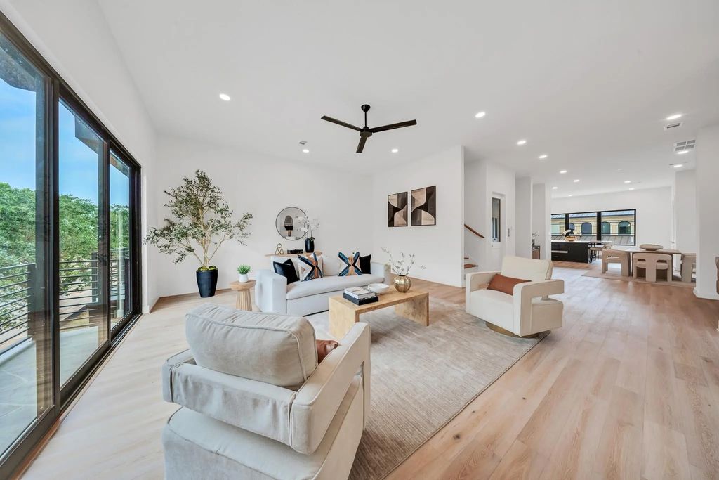 1135 Lake Pointe Parkway, Sugar Land