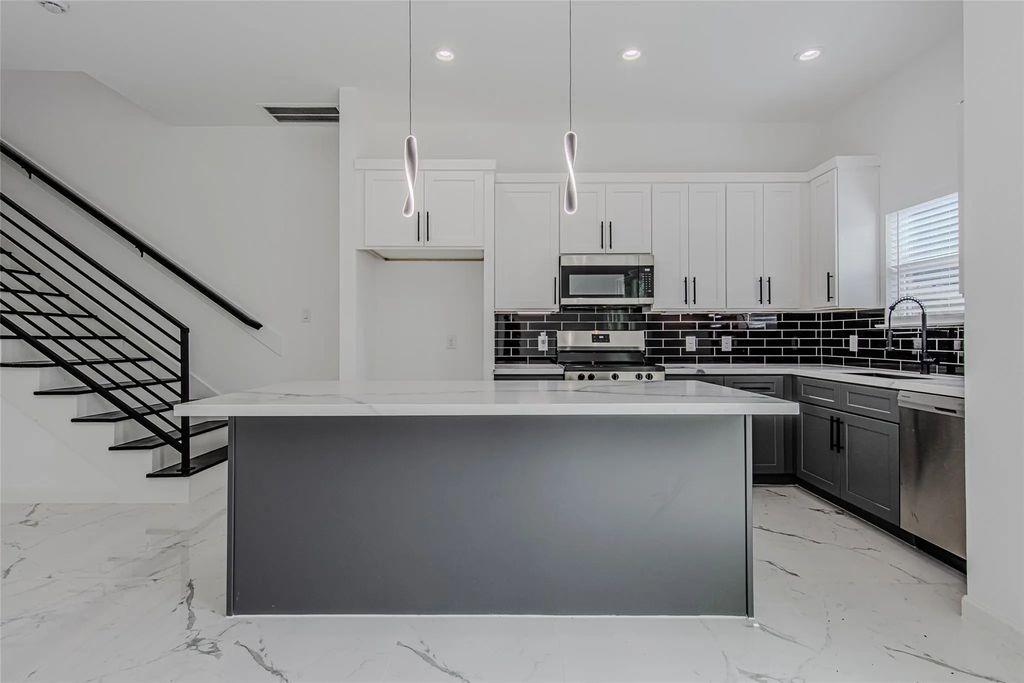 6732 Goforth Street A, Houston