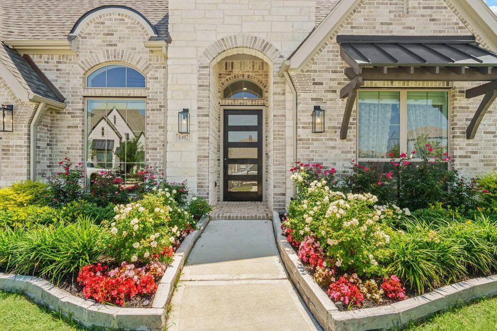 4402 Rain Lily Court, Fulshear