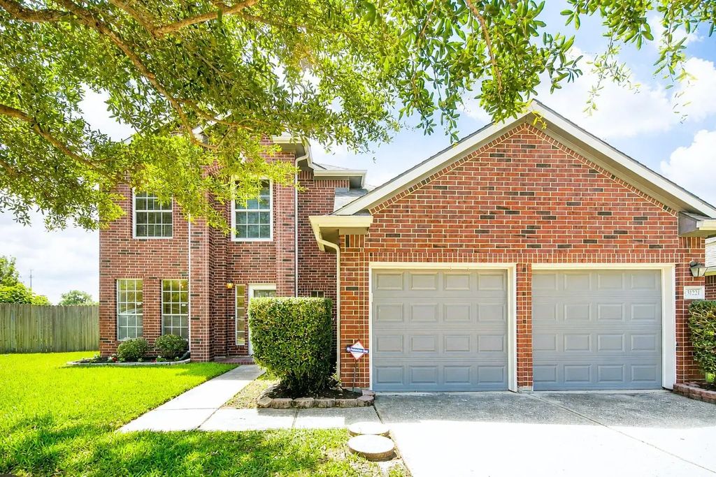 3122 Glen Cullen Lane, Pearland