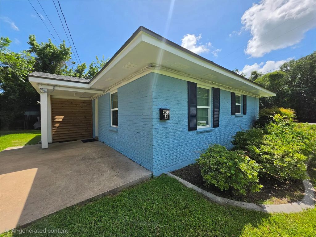 305 Miles Road A, Bacliff