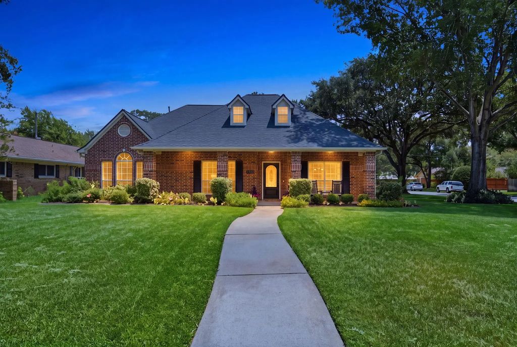 1002 Carnation Street, Katy