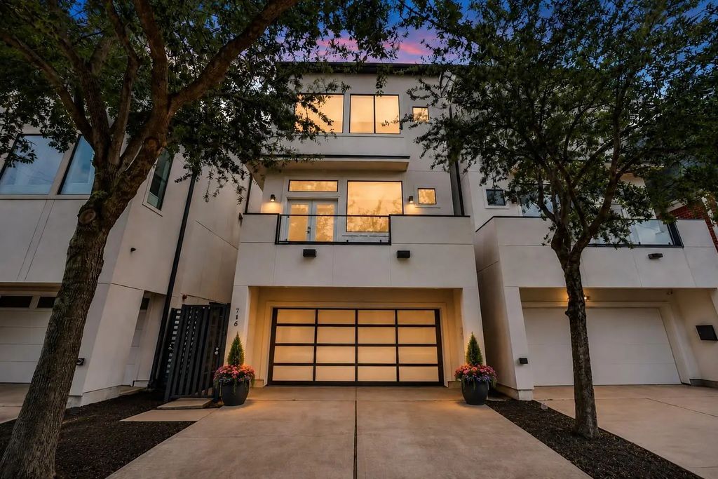 716 W Drew Street, Houston