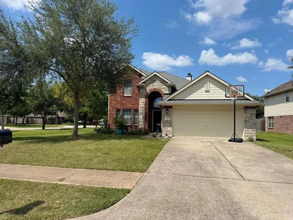 3006 Gardencrest Lane, League City