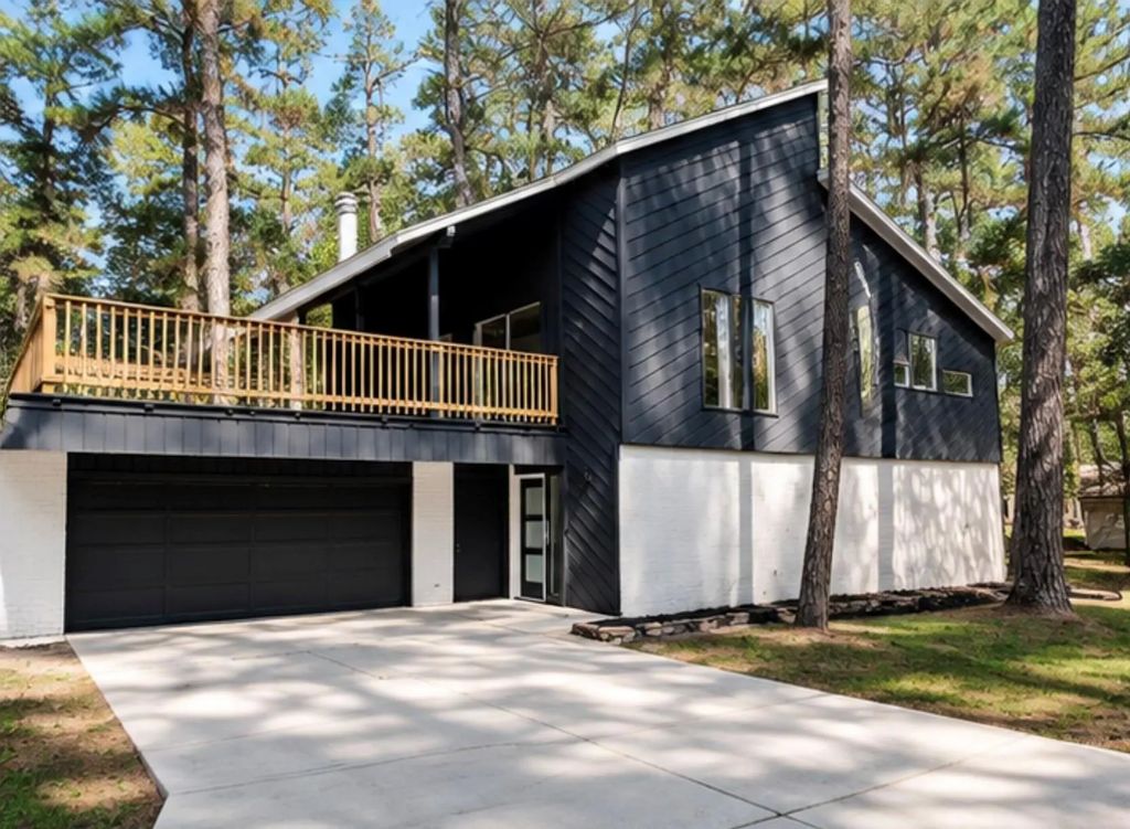 15614 Sunfish Road, Willis