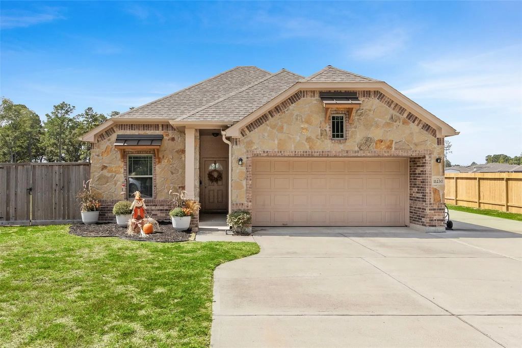 11230 Bulldog Lane, Conroe