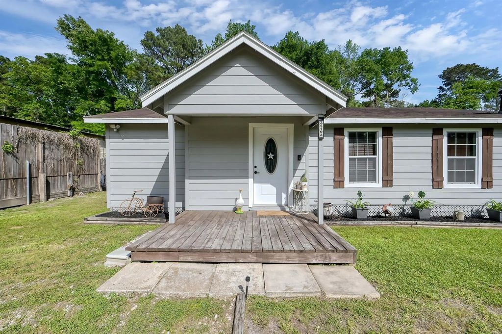 24193 Parker Road, Porter